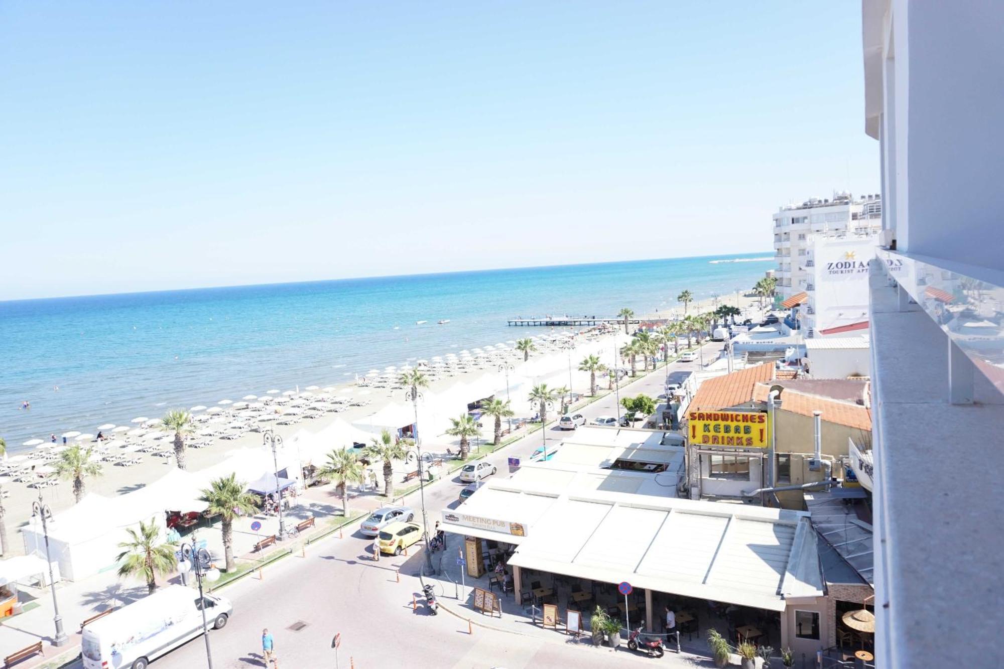 Lazuli Sea View Beachfront Ap 21 라르나카 외부 사진