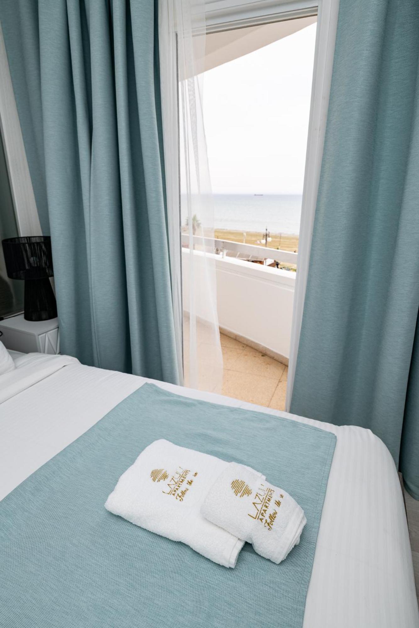 Lazuli Sea View Beachfront Ap 21 라르나카 외부 사진