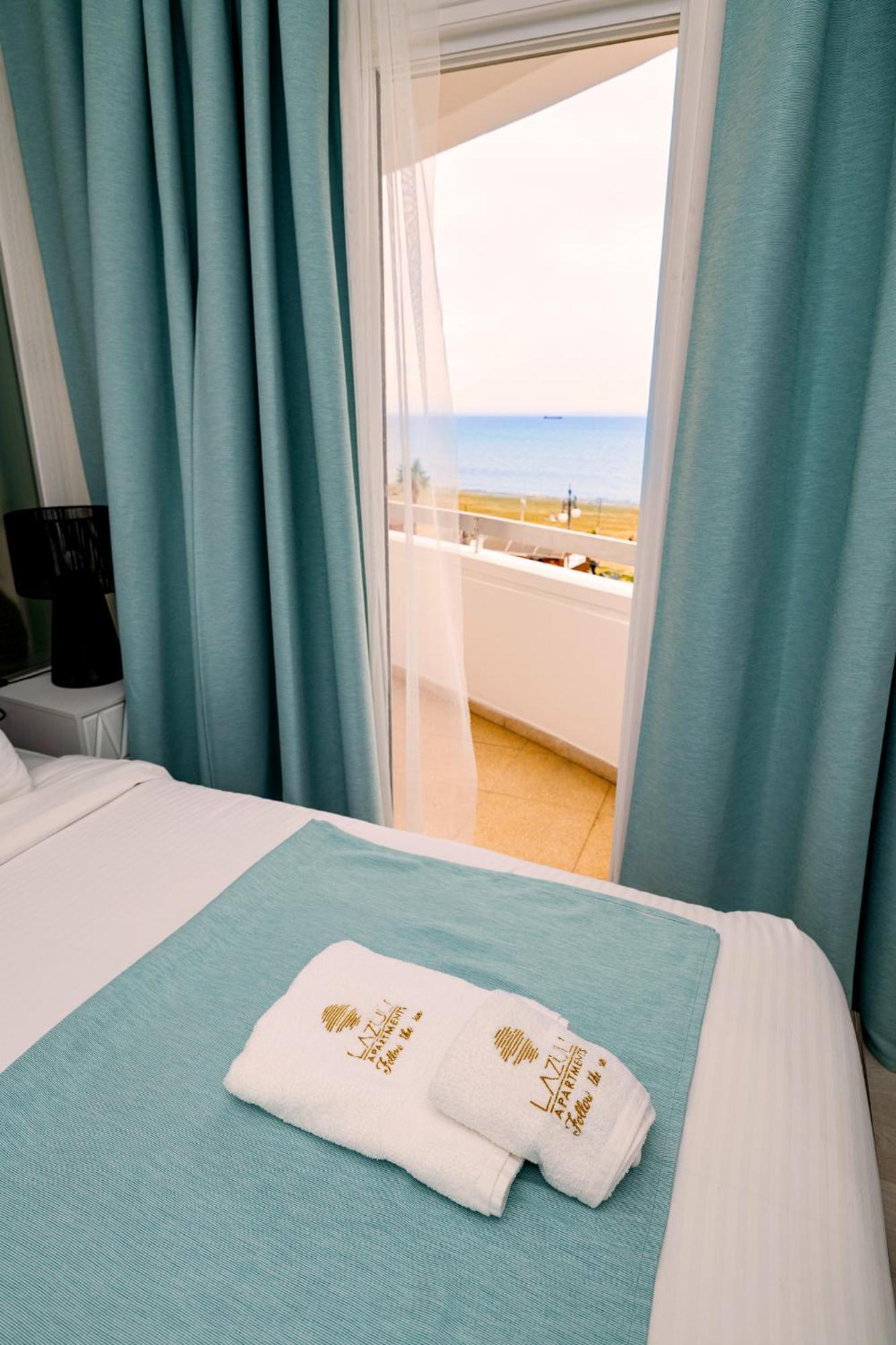 Lazuli Sea View Beachfront Ap 21 라르나카 외부 사진